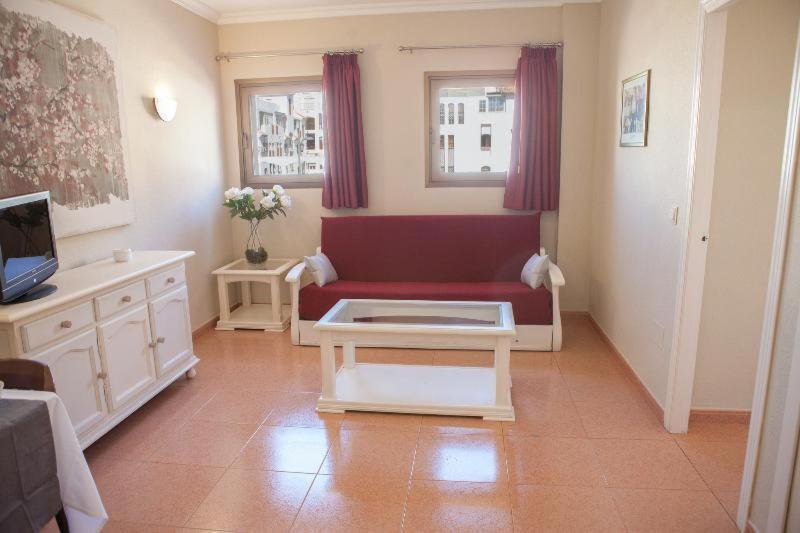 Apartahotel Aguadulce Номер фото